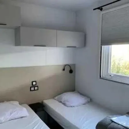 4 Etoiles - Piscine - Ccb0e0i *