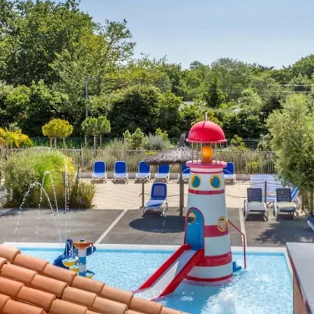 Camping 4 étoiles - Piscine - Ccb0e0i