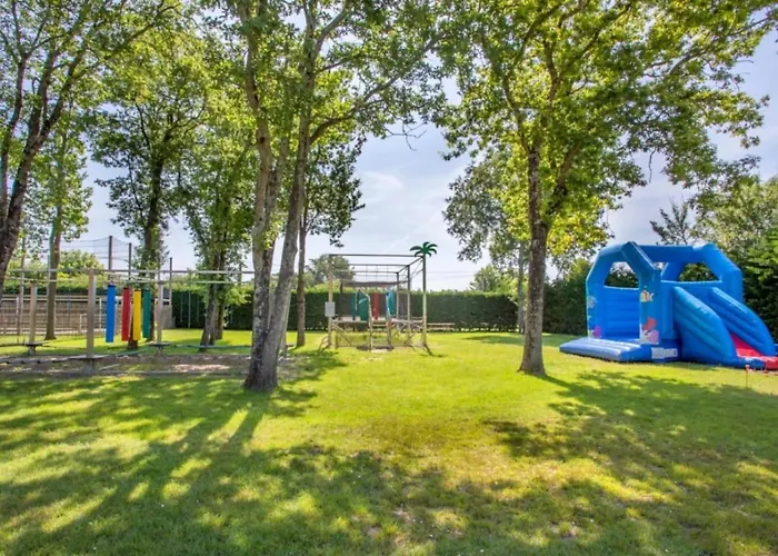 4 étoiles - Piscine - Ccb0e0i Camping *
